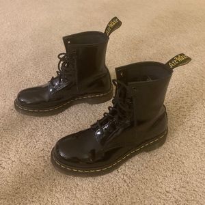 Dr. Martens Women's 1460 Patent